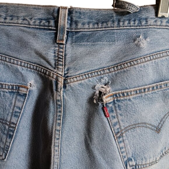 trashed Vintage Levi's 501 Jeans 38x30 Fit Mens 1990's Sky Fade Mexico Buttonfly - Picture 5 of 10